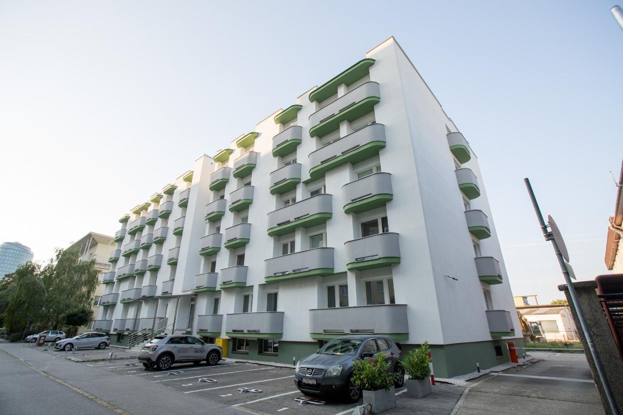 ברטיסלאבה Apartment Near The Ondrej Nepela Winter Stadium מראה חיצוני תמונה